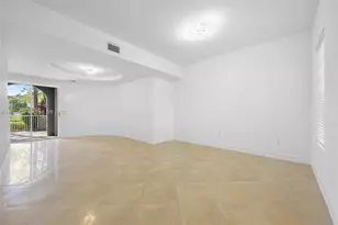 21009 NE 31st Ave, Aventura, FL 33180 - Photo 5