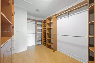 21009 NE 31st Ave, Aventura, FL 33180 - Photo 17