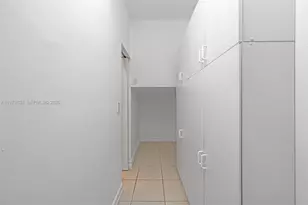 21009 NE 31st Ave, Aventura, FL 33180 - Photo 13