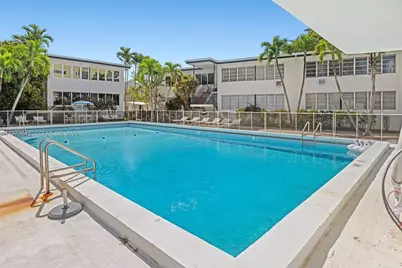 4710 Pine Tree Dr #26, Miami Beach, FL 33140 - Photo 25