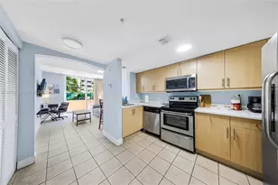 2951 S Bayshore Dr, Coconut Grove, FL 33133 - Photo 9