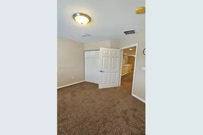 2014 Marsh Harbor Dr, Riviera Beach, FL 33404 - Photo 15