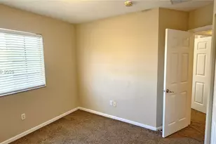 2014 Marsh Harbor Dr, Riviera Beach, FL 33404 - Photo 5