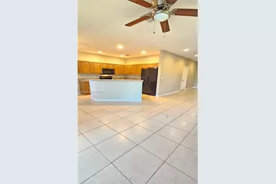 2014 Marsh Harbor Dr, Riviera Beach, FL 33404 - Photo 35