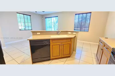 2014 Marsh Harbor Dr, Riviera Beach, FL 33404 - Photo 7