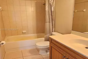 2014 Marsh Harbor Dr, Riviera Beach, FL 33404 - Photo 11