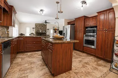 3400 SW 137th Ave, Miramar, FL 33027 - Photo 9