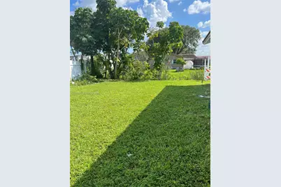 7520 NW 44th Ct, Coral Springs, FL 33065 - Photo 11