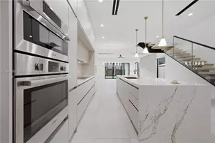 609 NE 8th Ave, Fort Lauderdale, FL 33304 - Photo 9