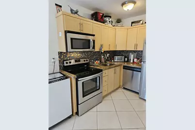 7400 Harding Ave #22, Miami Beach, FL 33141 - Photo 3