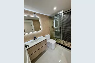 17021 N Bay Rd #814, Sunny Isles Beach, FL 33160 - Photo 11