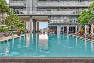 121 NE 34th St, Miami, FL 33137 - Photo 49