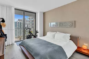 121 NE 34th St, Miami, FL 33137 - Photo 35