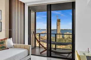 121 NE 34th St, Miami, FL 33137 - Photo 31