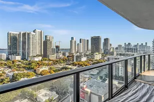 121 NE 34th St, Miami, FL 33137 - Photo 33