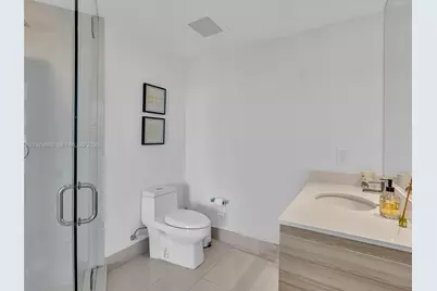 121 NE 34th St #2104, Miami, FL 33137 - Photo 29