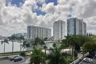 2801 NE 183rd St, Aventura, FL 33160 - Photo 19