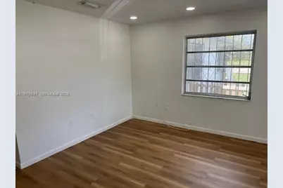 800 NW 29th Ter, Miami, FL 33127 - Photo 9