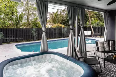 6680 NW 24th Pl, Sunrise, FL 33313 - Photo 17