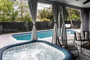 6680 NW 24th Pl, Sunrise, FL 33313 - Photo 17