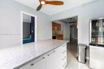 6680 NW 24th Pl, Sunrise, FL 33313 - Photo 9