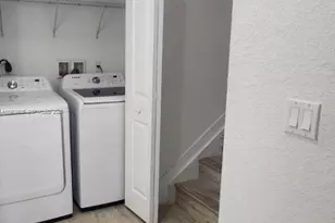 15650 SW 136th St, Miami, FL 33196 - Photo 5