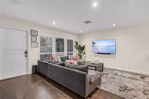 801 NW 24th St, Wilton Manors, FL 33311 - Photo 11