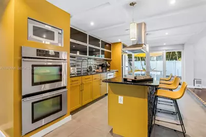 801 NW 24th St, Wilton Manors, FL 33311 - Photo 17