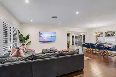 801 NW 24th St, Wilton Manors, FL 33311 - Photo 7