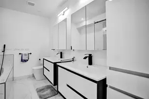 3648 NE 167th St, North Miami Beach, FL 33160 - Photo 25