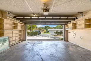 7010 SW 66th Ave, South Miami, FL 33143 - Photo 37