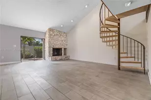 7010 SW 66th Ave, South Miami, FL 33143 - Photo 5