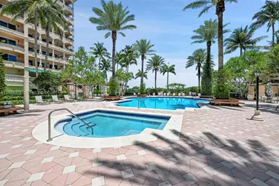 13637 Deering Bay Dr #261, Coral Gables, FL 33158 - Photo 41