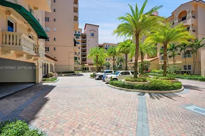 13637 Deering Bay Dr #261, Coral Gables, FL 33158 - Photo 47