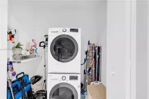 900 Biscayne Blvd, Miami, FL 33132 - Photo 39