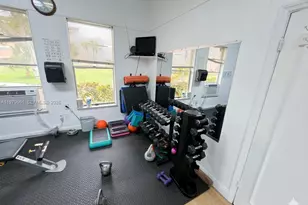 2841 Somerset Dr, Lauderdale Lakes, FL 33311 - Photo 17