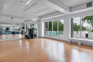 2851 NE 183rd St, Aventura, FL 33160 - Photo 23