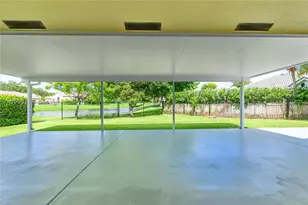 3562 W Southern Orchard Rd W, Davie, FL 33328 - Photo 35