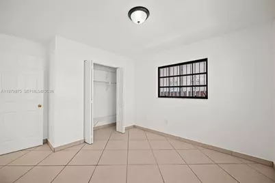 2496 W 70th Pl, Hialeah, FL 33016 - Photo 19