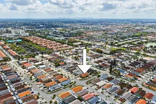 2496 W 70th Pl, Hialeah, FL 33016 - Photo 31