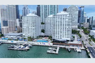 801 Brickell Bay Dr #1070, Miami, FL 33131 - Photo 7