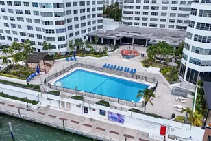 801 Brickell Bay Dr, Miami, FL 33131 - Photo 13