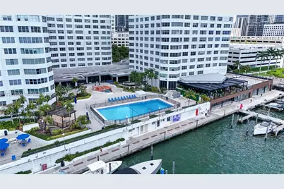 801 Brickell Bay Dr #1070, Miami, FL 33131 - Photo 11