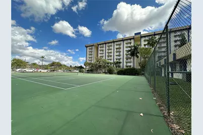 801 NW 47 Ave #815W, Miami, FL 33126 - Photo 23