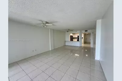 20850 San Simeon Way #105-5, Miami, FL 33179 - Photo 13