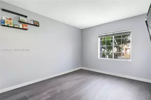 8269 SW 157th Pl, Miami, FL 33193 - Photo 9