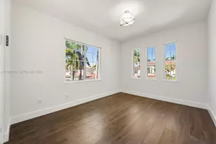 822 Meridian Ln, Hollywood, FL 33019 - Photo 37