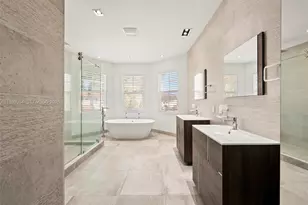 822 Meridian Ln, Hollywood, FL 33019 - Photo 27