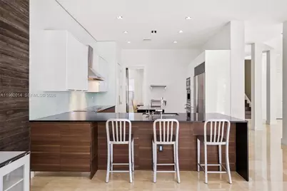 822 Meridian Ln, Hollywood, FL 33019 - Photo 9