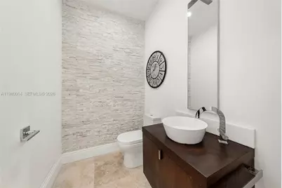 822 Meridian Ln, Hollywood, FL 33019 - Photo 15